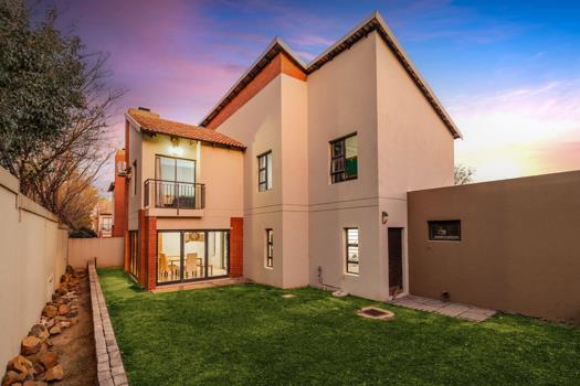 3 Bedroom Townhouse for sale in Kyalami