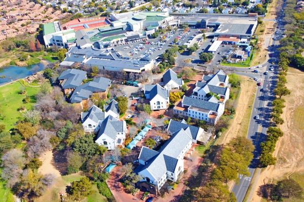 Fully Tenanted Office Space in Lonehill for Sale - Lonehill office park 

* Great ...