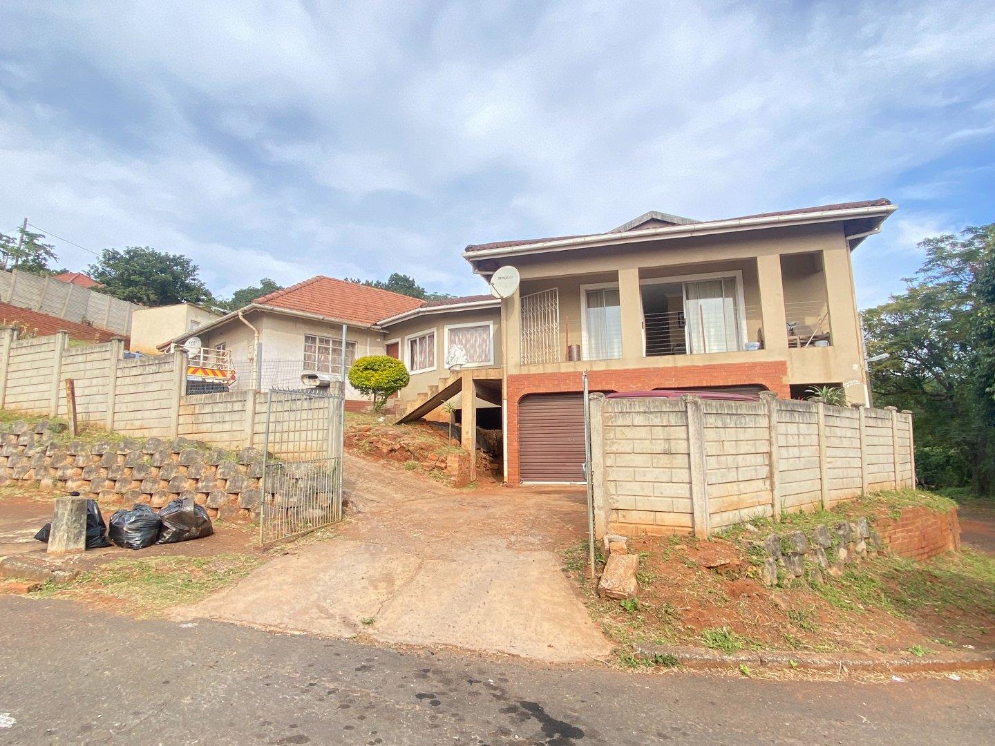 Montclair, Durban Property Property and houses for sale in Montclair, Durban