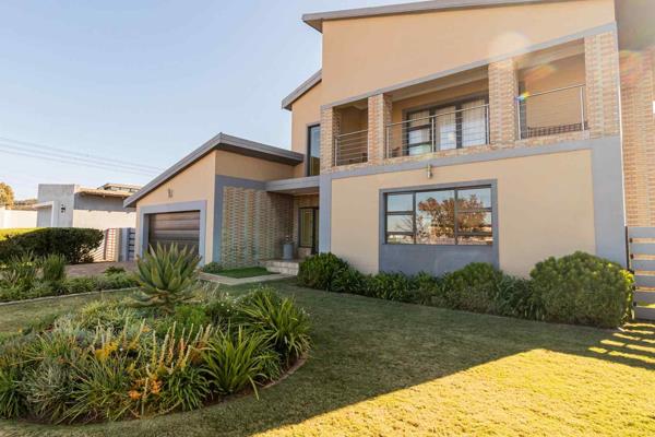 Going on Auction: Monday 16 September 2024
Reserve Price: R3 900 000 (All offers will be reviewed)
Non-refundable 10% commission plus ...