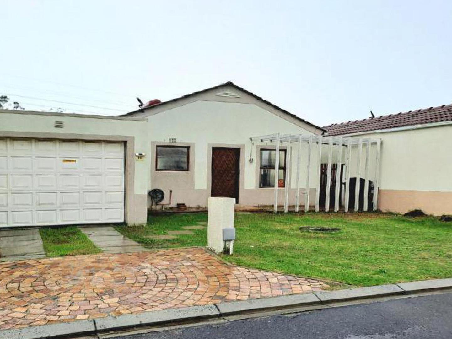 Victoria Park, Worcester Property Property and houses for sale in