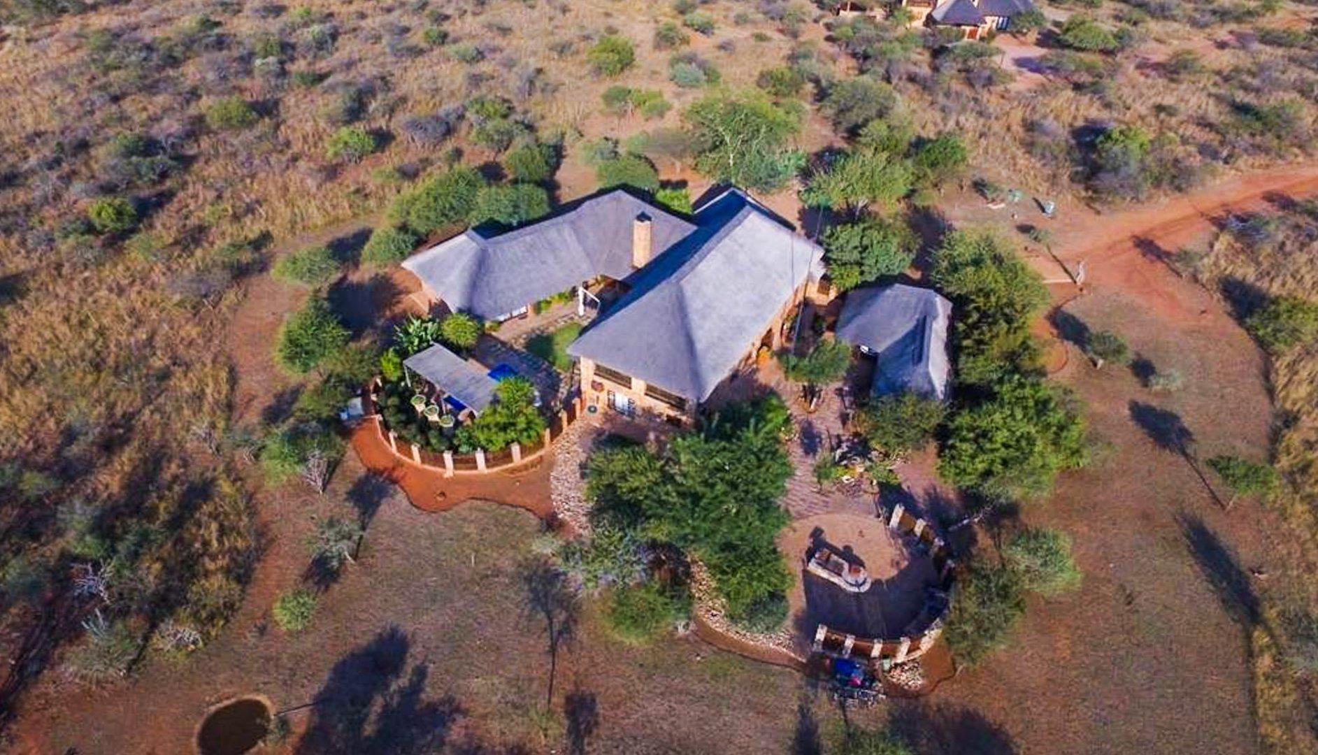 4 Bedroom House for sale in Sondela Nature Reserve P24112827107