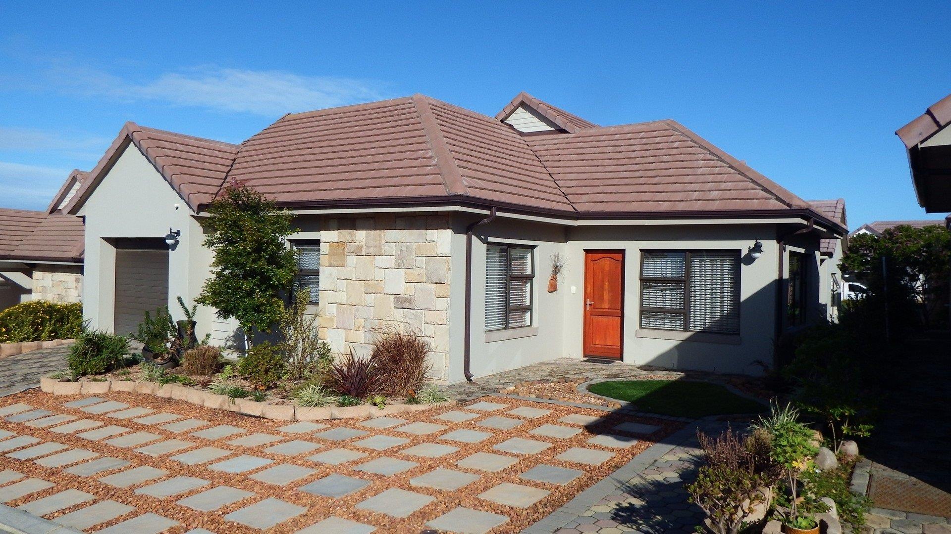 3 Bedroom House for sale in Dana Bay P24112828969