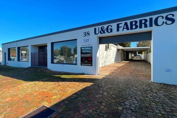 Located in a centrally located area which is currently being improved and repositioned as the business centre of Somerset West, this ...