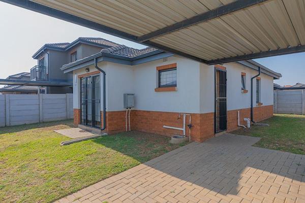 A well-sought estate in the heart of Albertsdal, Alberton. A family starter home,  enjoy the sunlight in each room this winter. A ...