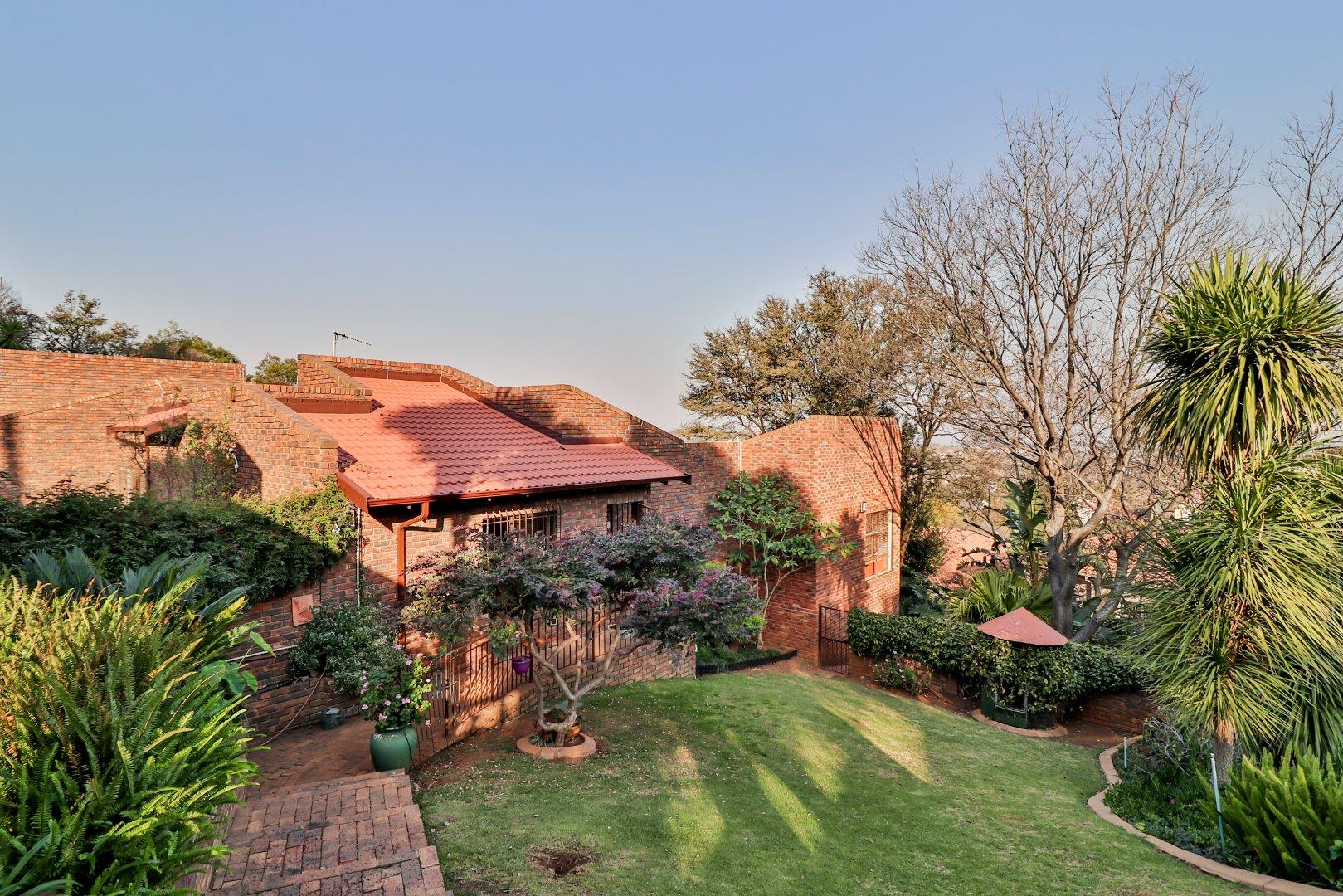 Glenvista Property Houses for sale in Glenvista