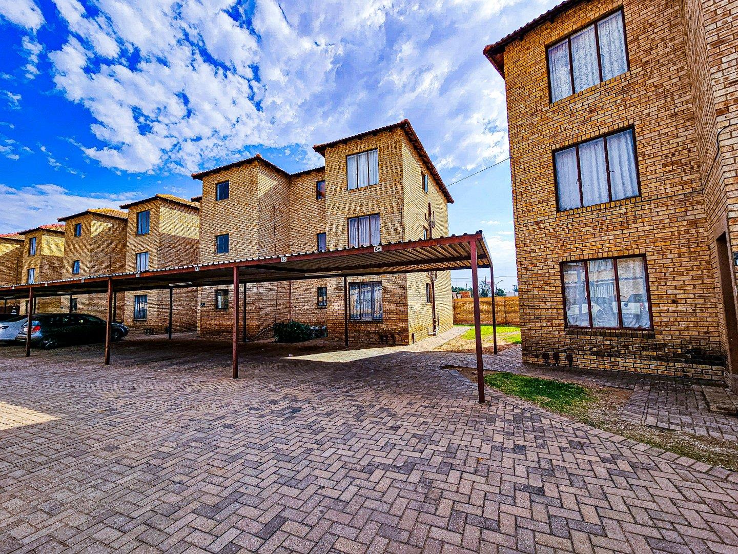 Apartments / flats for sale in Randfontein : Randfontein Property ...