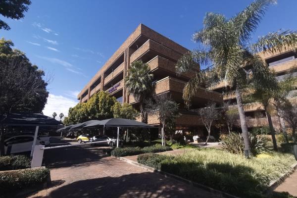 Corporate Park is a standalone commercial building located in the heart of Bedfordview ...