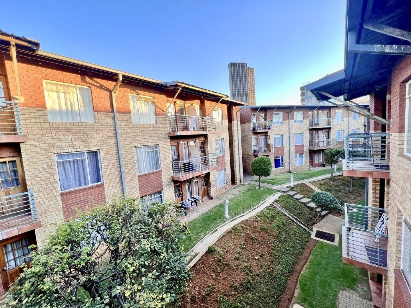 2 Bedroom Apartment / flat for sale in Auckland Park P24112848846