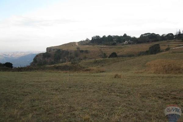 PANORAMIC VIEWS:  Priced R 560 000 for x 2 plots,  the 2 front plots near the cliff edge are R730 000. There is a plot further up for ...