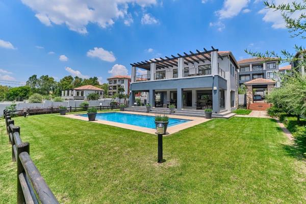 Welcome to your new home in the heart of Lonehill at the prestigious SARATOGA ESTATE! This 1 Bedroom, 1 Bathroom Executive Apartment ...