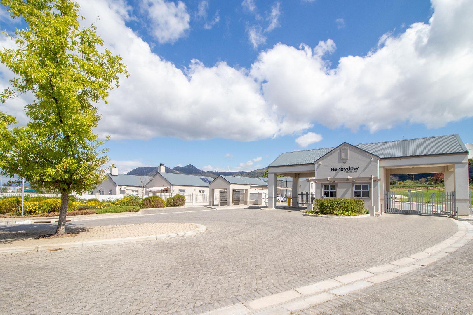 1 Bedroom Apartment / flat for sale in Paarl North 7 Honeydew Country