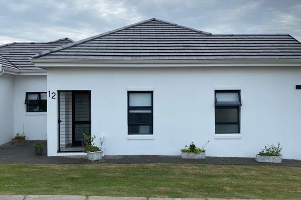 This recently constructed 2 bedroom home is available from the 15th of December 2024 

Offering 2 bedrooms, 2 bathrooms, with an open ...