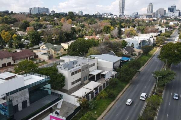 Offices For Sale in Sandton
•	Double storey office measuring &#177;490m&#178;
•	21 parking bays
•	Incredible exposure onto Sandton ...