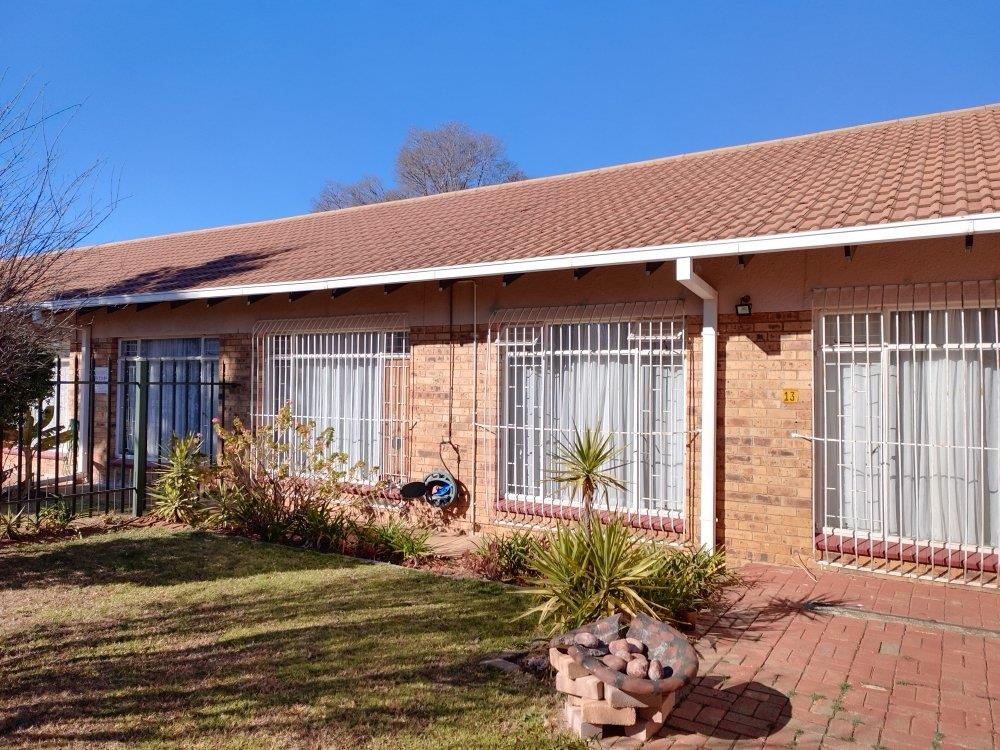 Apartments / flats for sale in Klerksdorp : Klerksdorp Property ...