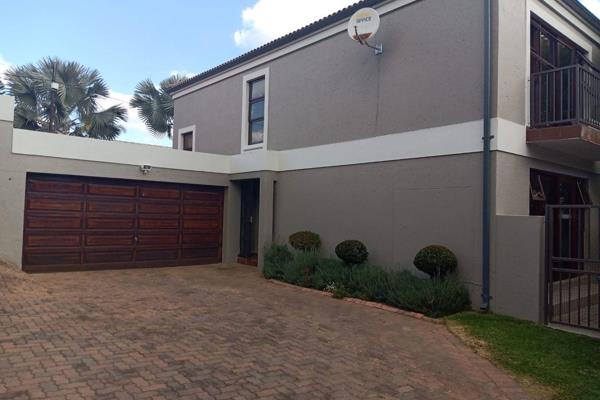 This beautiful 2 bed stand-alone double story situated in Sunninghill Gardens and within ...