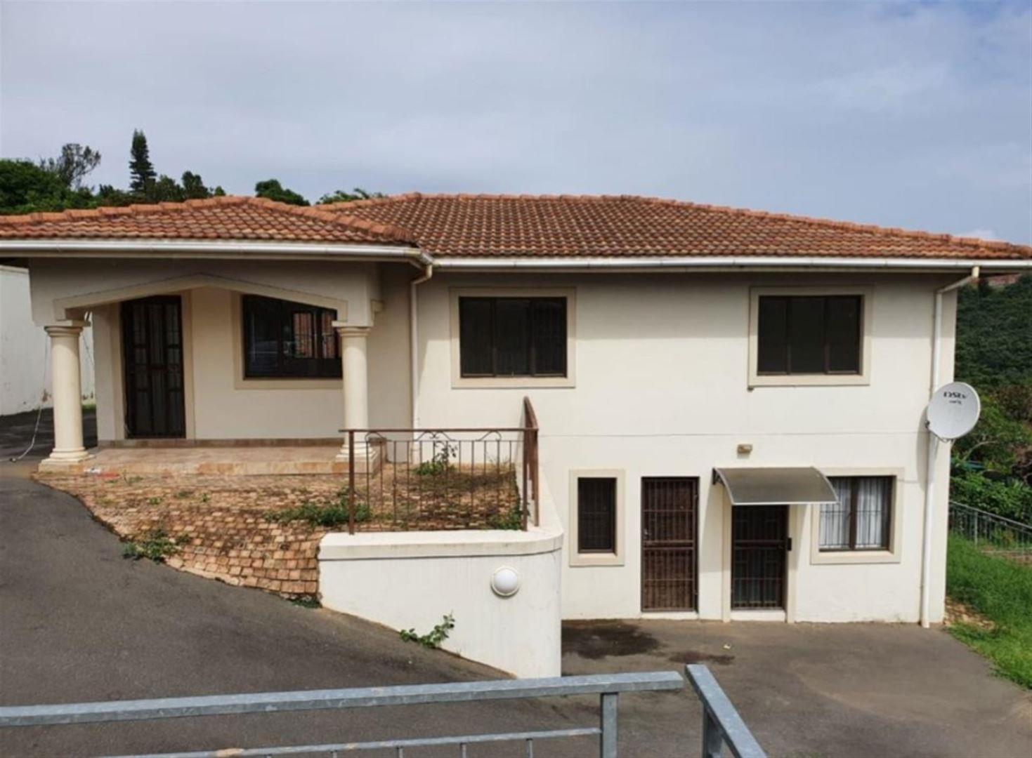 5 Bedroom Townhouse for sale in Westville P24112885550