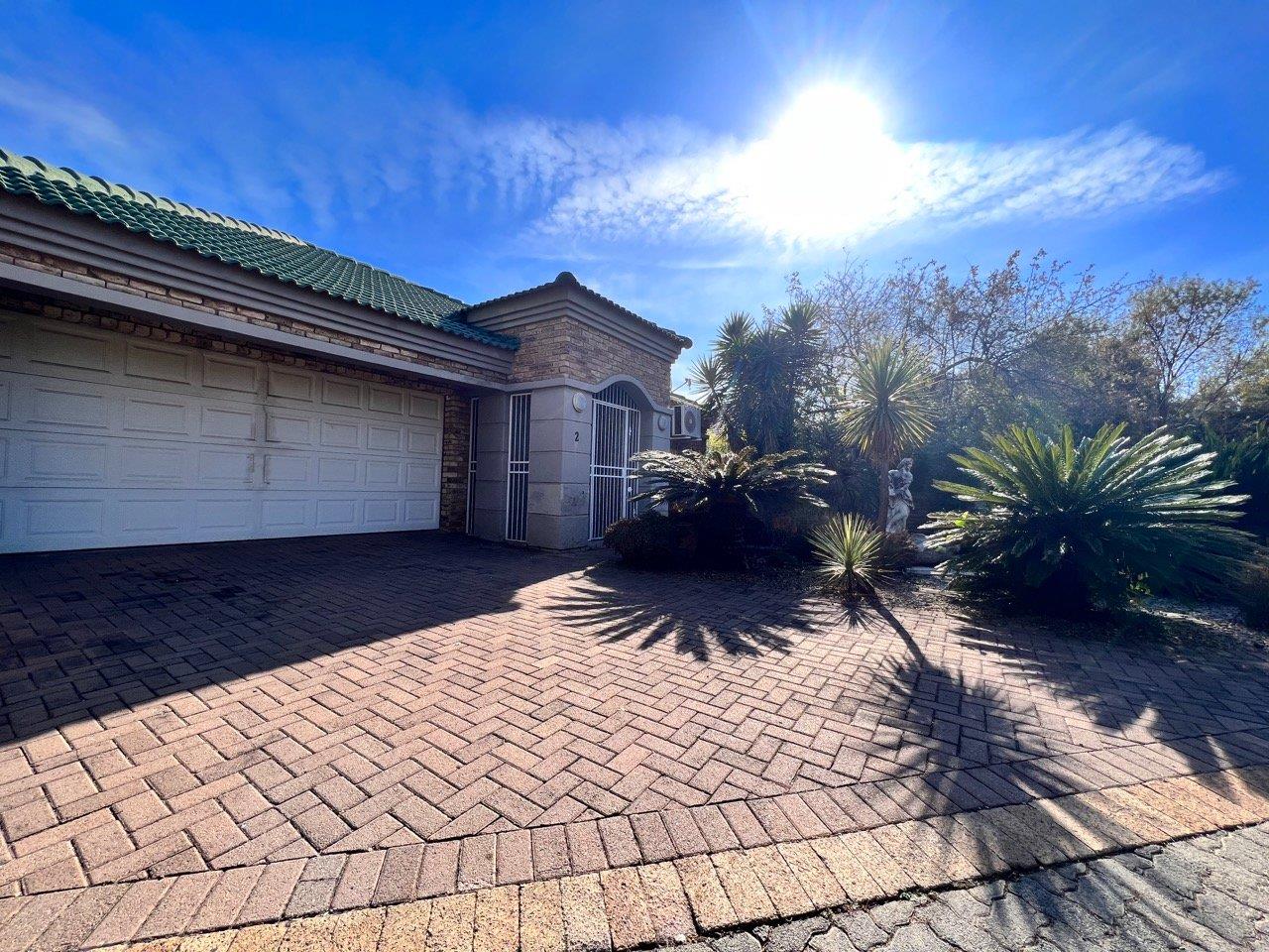 3 Bedroom House for sale in Baillie Park P24112890369