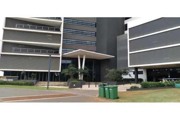 Commercial Office Space

Offices on the 11th floor for sale. 
Situated in a stand alone office block in the Luxury suburb of Umhlanga ...