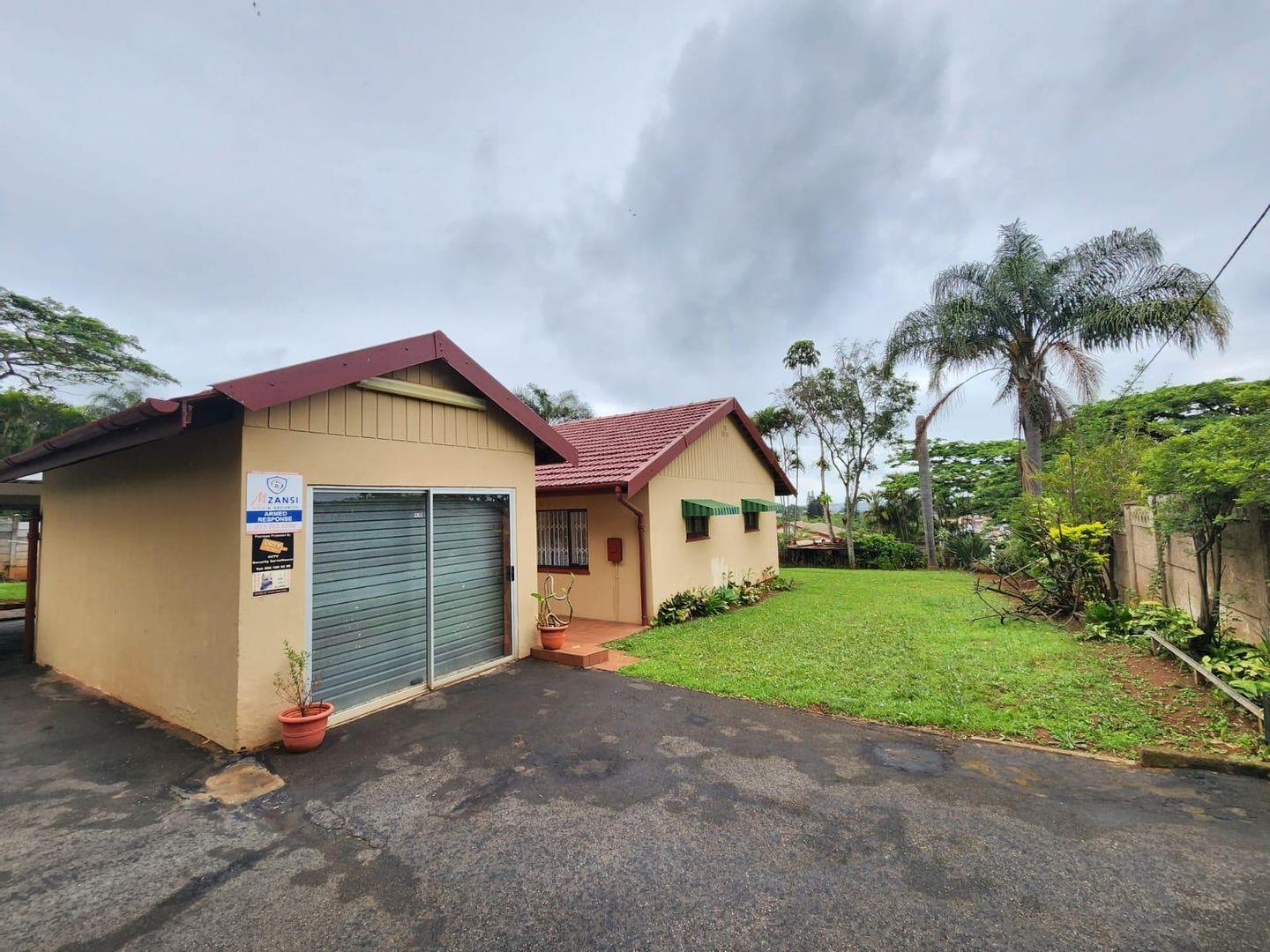 5 Bedroom House for sale in Yellowwood Park P24112920864