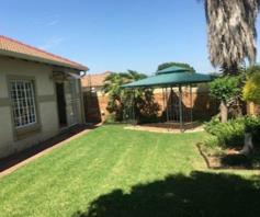 Townhouse for sale in Kyalami Hills