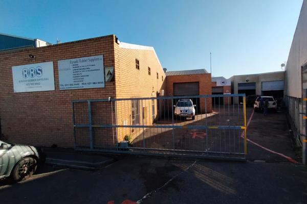 This unit is centrally located in Pisces street Brackenfell Industrial. The factory is ...