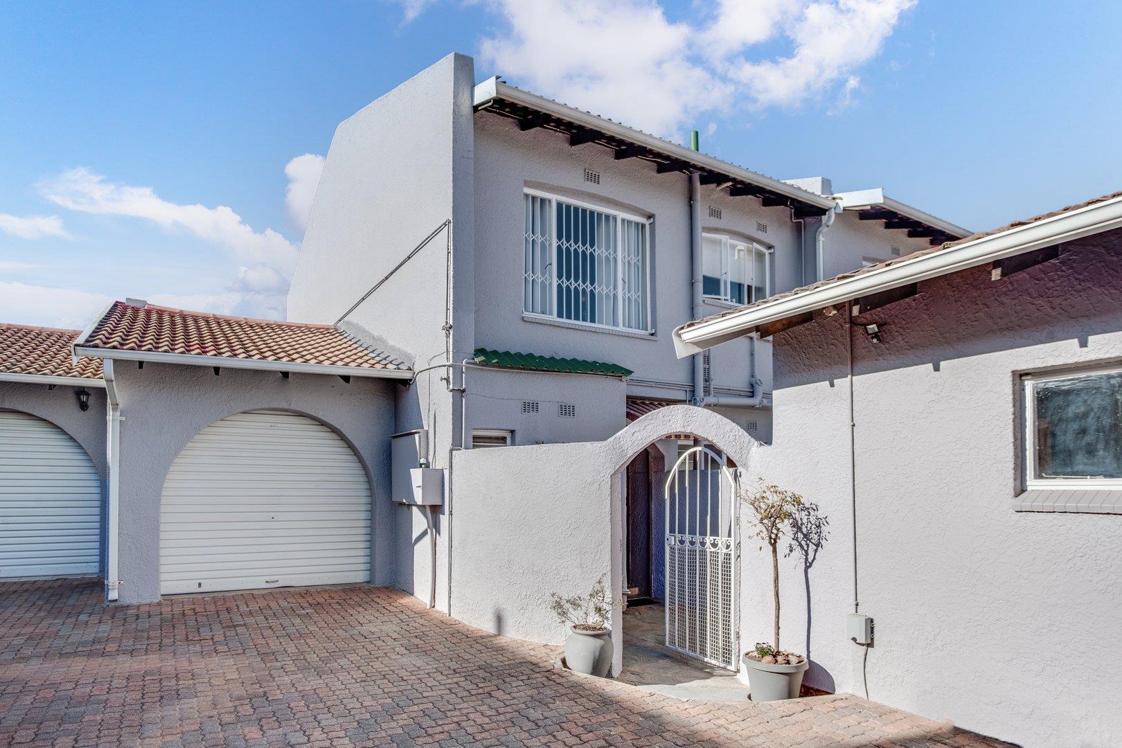 Townhouses for sale in Randburg Randburg Property