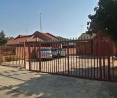 House for sale in Soshanguve DD