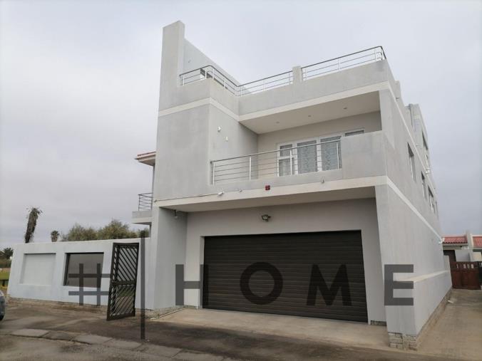 3 Bedroom House for Sale in Fairways