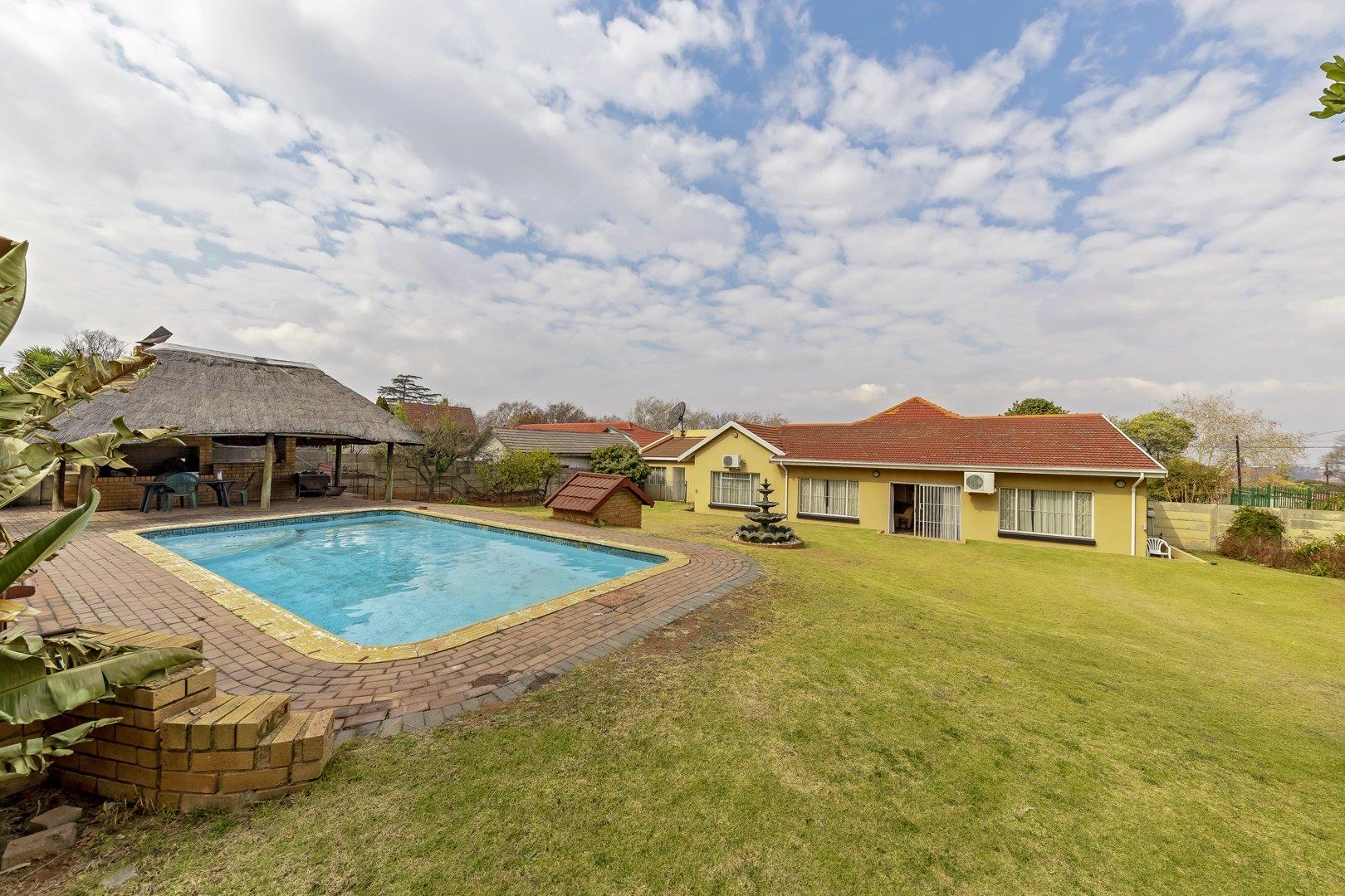 Florida, Roodepoort Property Property and houses for sale in Florida