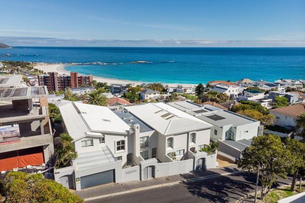 PRIME GLEN POSITION  -  ONE BLOCK FROM GLEN BEACH AND A STROLL TO CLIFTON BEACHES  -   AIR B n B INVESTMENT RENTAL RETURN ...