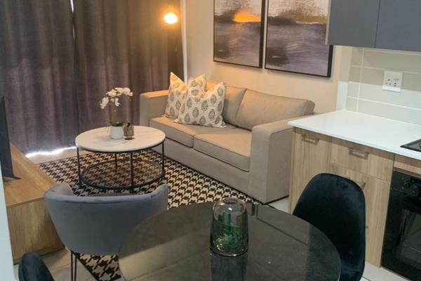 FULLY FURNISHED BRAND NEW FLAT AT GREENPARK with balcony

Actual rent R 8000 pm due to ...