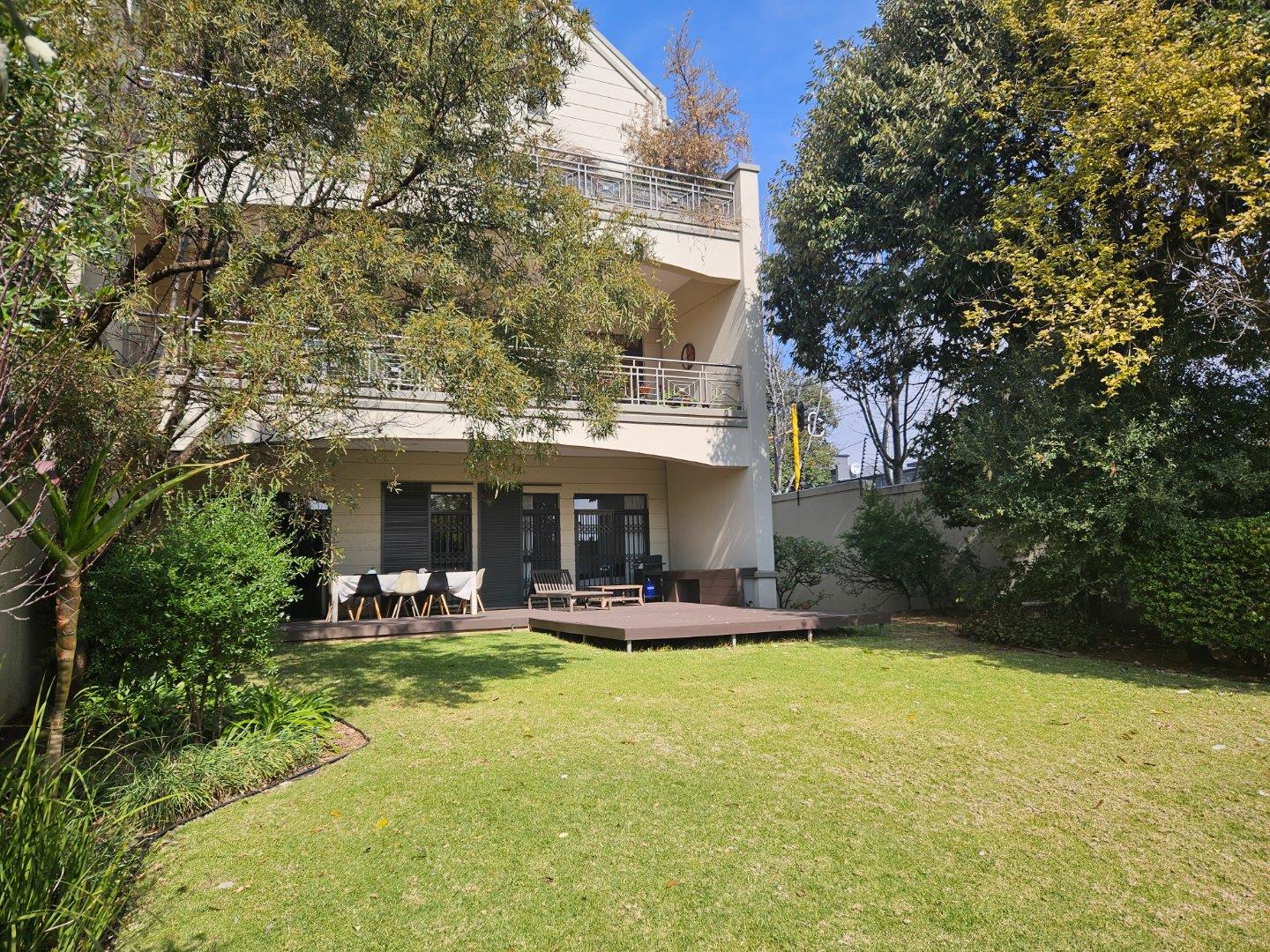 Hyde Park, Sandton Property : Property and houses for sale in Hyde Park ...