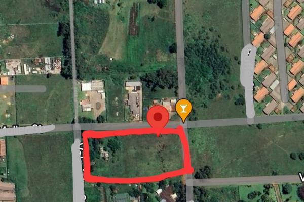 8072m2 Vacant Land for sale in Riversdale

Vacant land up for grabs!

This property offers:
•	Zoned residential 2 for 20 Sectional ...