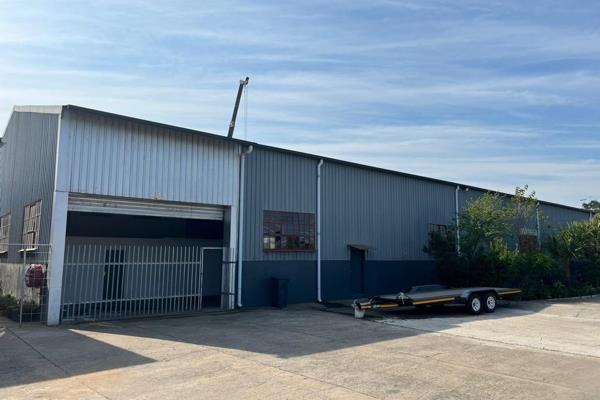 This 650sqm warehouse situated ideally on Old main Road in Shakaskraal is available immediately.
This property features:
3 phase ...