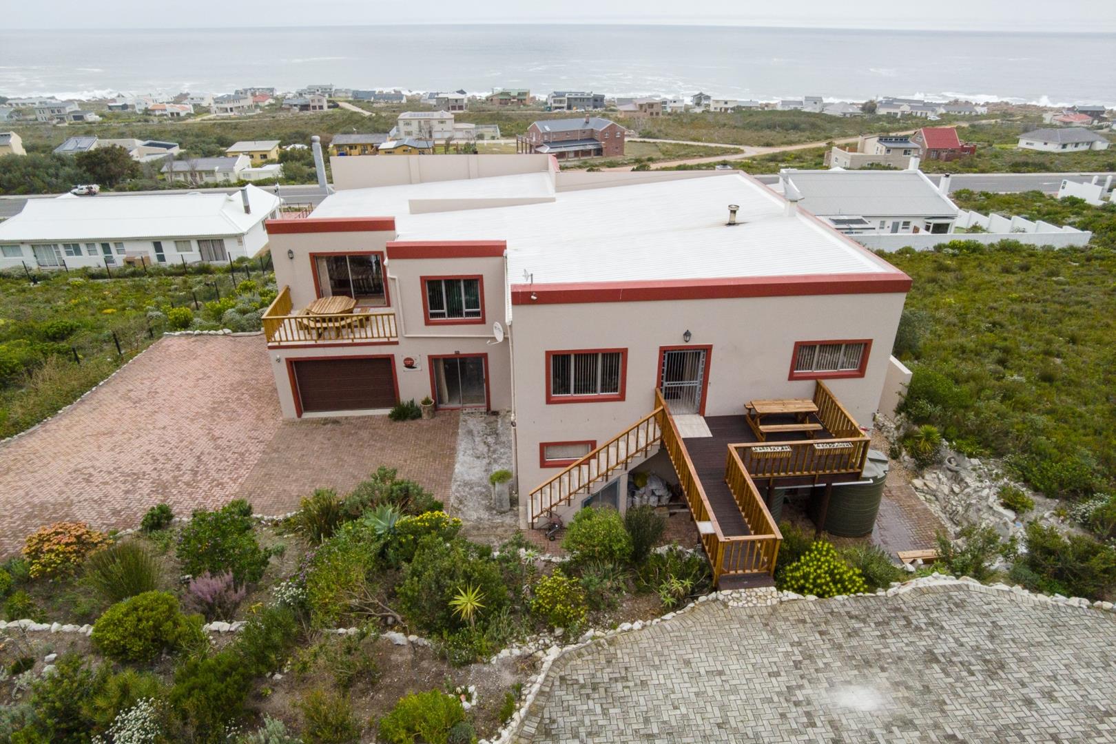 4 Bedroom House for sale in Bettys Bay 3145 Seaview Drive P24113009101