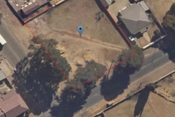 Within the commercial and residential area of Germiston. This land is soil waiting for an investor that will bare its fruits.
The land ...