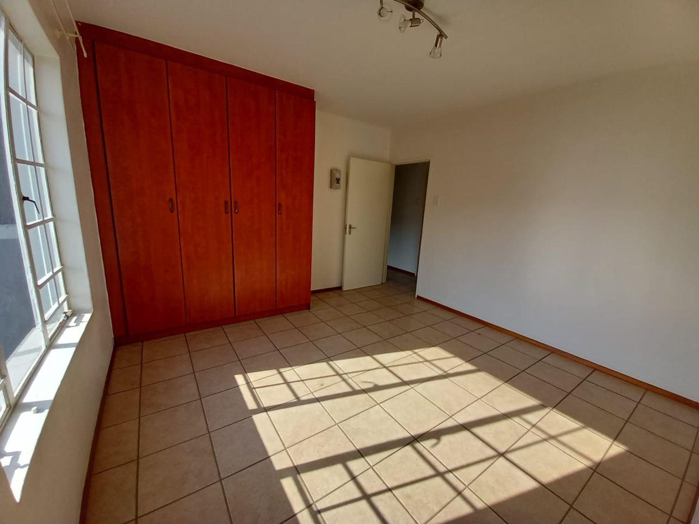 2 Bedroom Apartment / flat for sale in Brentwood Park P24113824445