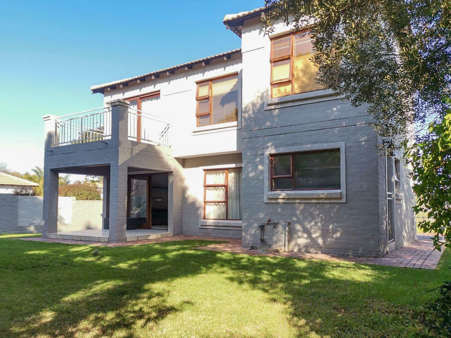 3 Bedroom House for sale in Kyalami Hills P24113012899