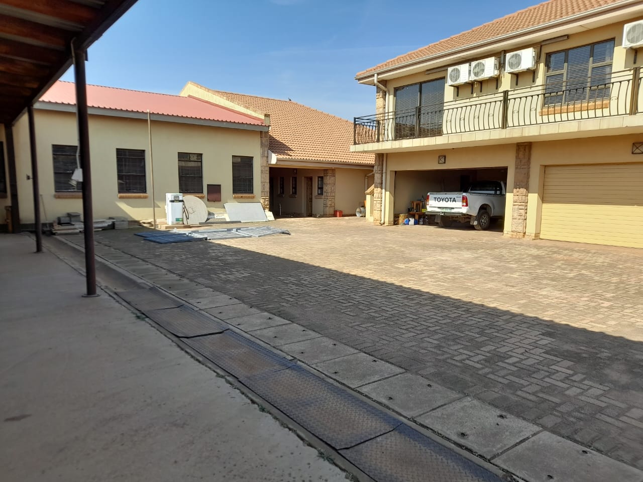 Property for sale in North West Industrial property for sale in North