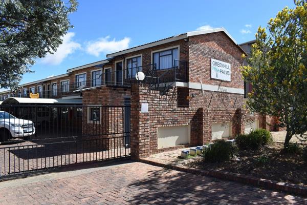 Spacious ground floor 2 bedroom flat to rent in Randfontein at Greenhill Palms, 9 Palm ...