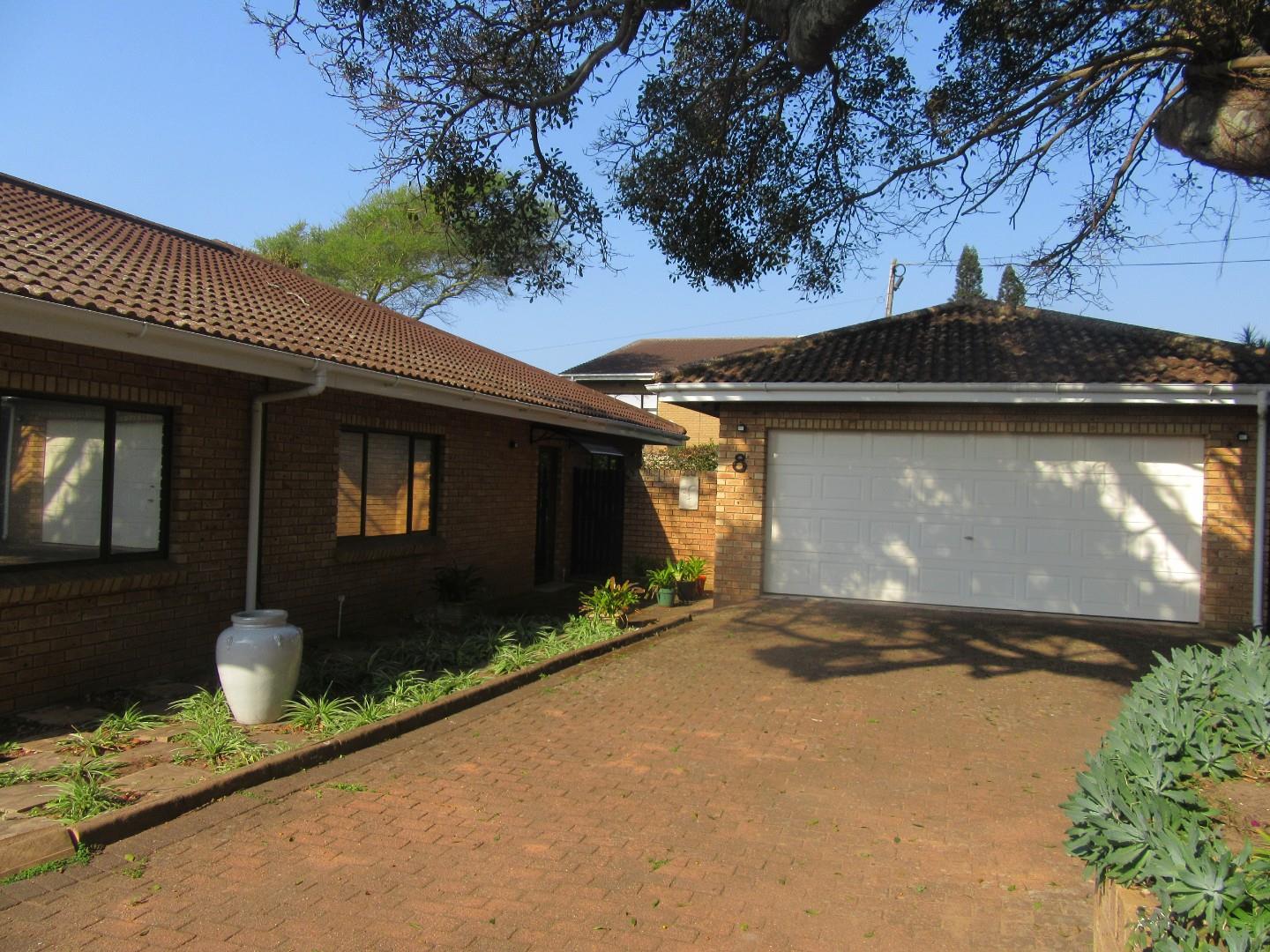 3 Bedroom Townhouse for sale in Scottburgh Central 8 Ss Erskine Ridge