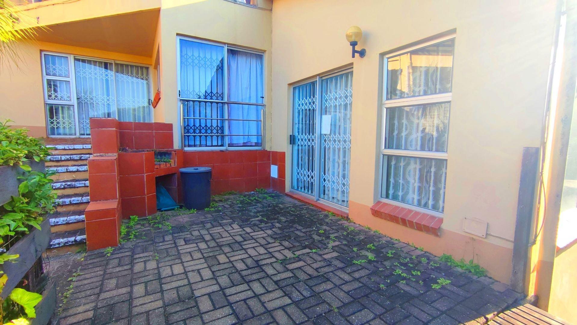 3 Bedroom Apartment / flat for sale in Margate 151 Marine Drive P24