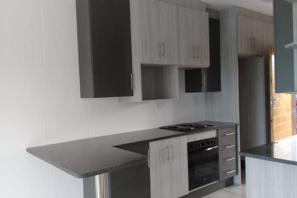 This cozy 2 bedroom apartment is immediately available for rent in Pretoria North. 
It ...