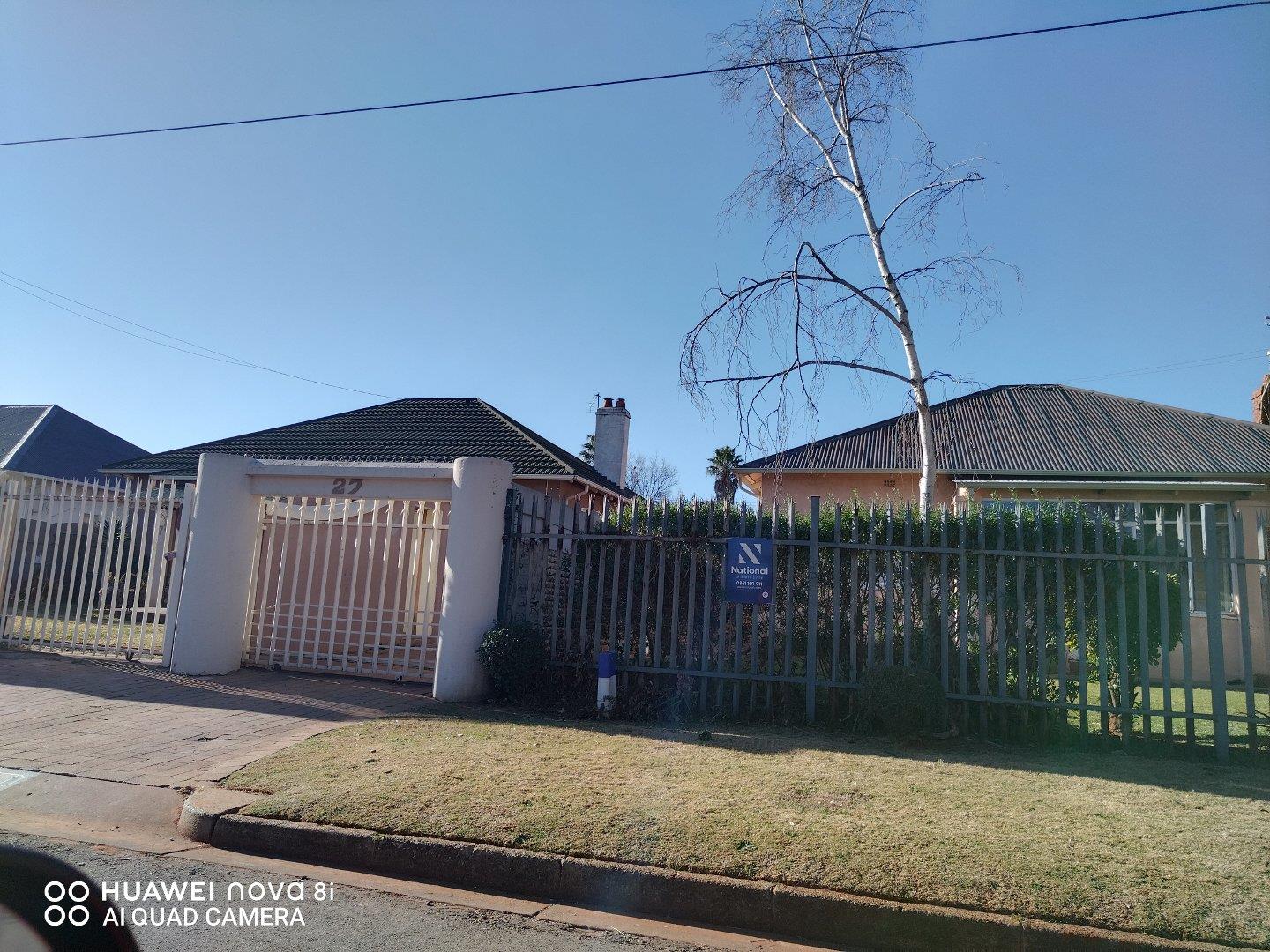 2 Bedroom House for sale in Florida Park Thistle Street Florida P24