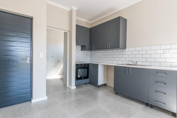 One bedroom apartment, fitted with modern finishings throughout. 
Modern open plan kitchen with fittings for a washing machine or ...