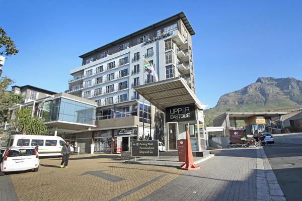 Tenant in place till January 2026 paying R12 000 per month.

Stunning, lock up and go ...