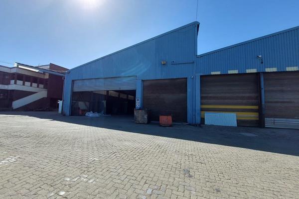 2600m2 Factory Space in a secure park at the centre of Wadeville Industrial Node which offers good access to N3 and the N12 highways. ...