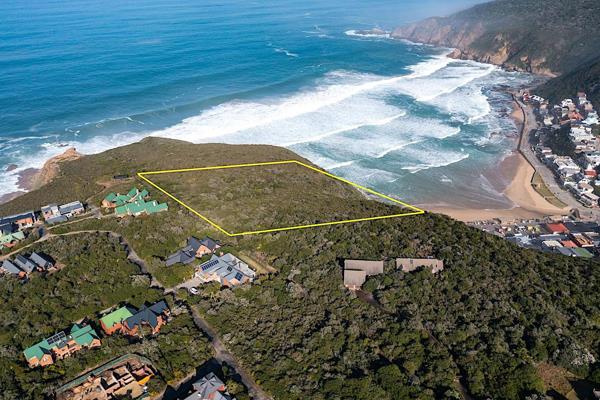 Discover your piece of paradise with this stunning 2-hectare clifftop property for sale ...