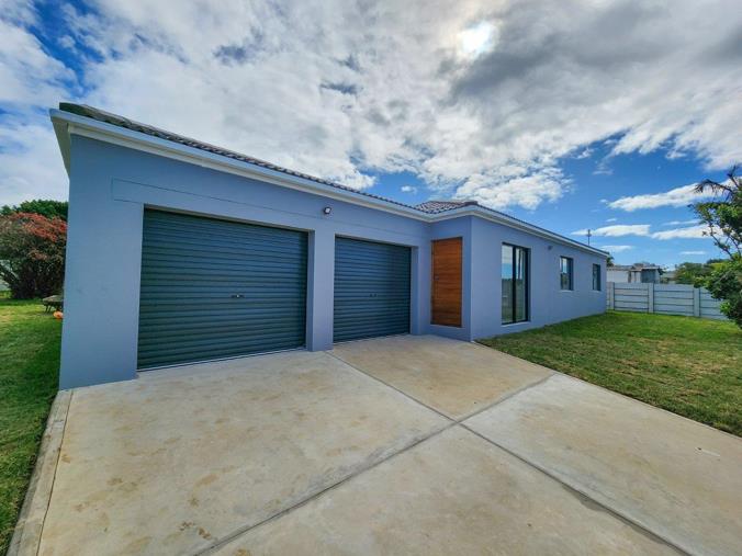 3 Bedroom House for Sale in Gonubie